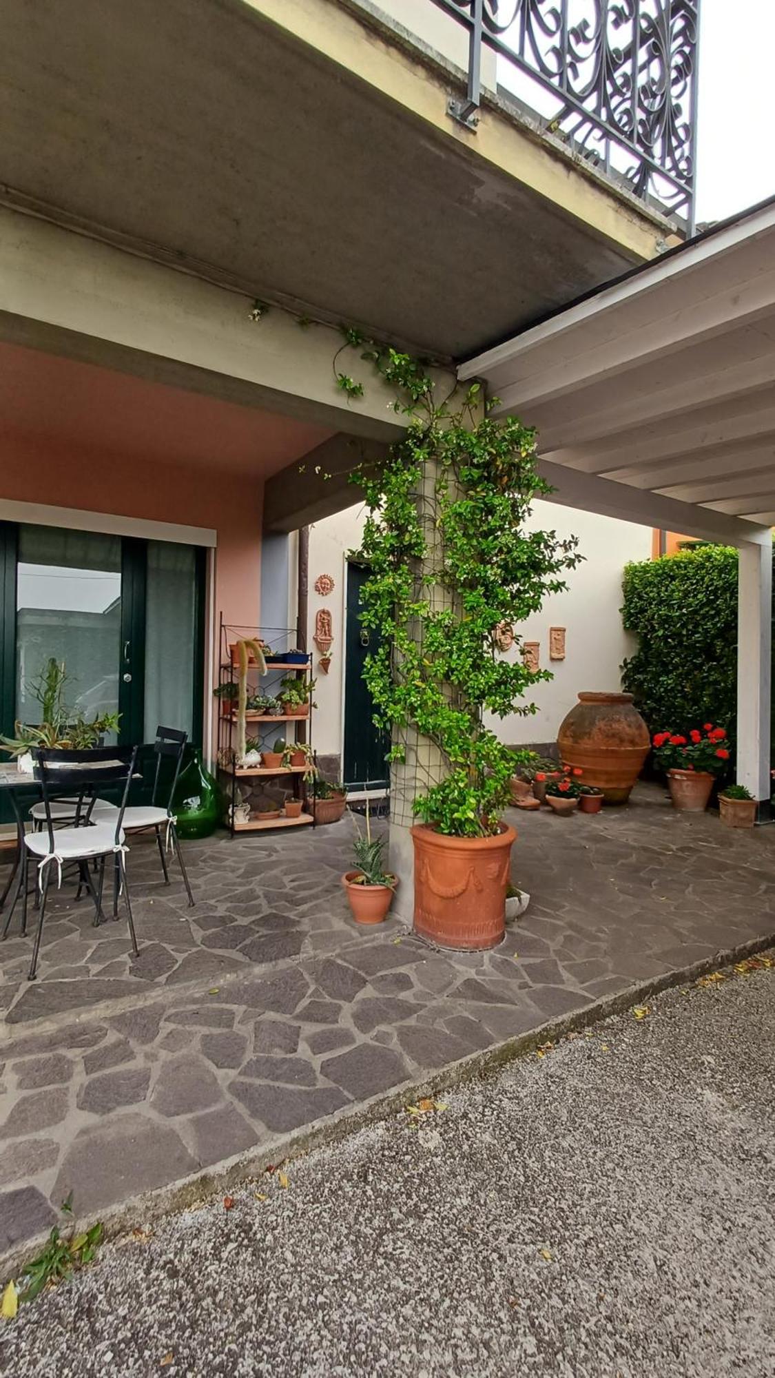 Casa Vacanze Luisa Lazzeretto Exterior foto